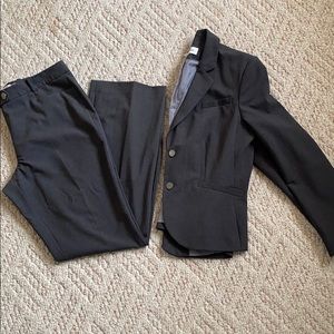 Calvin Klein women’s two piece suit